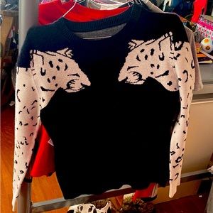 Cheetah sleeve sweater